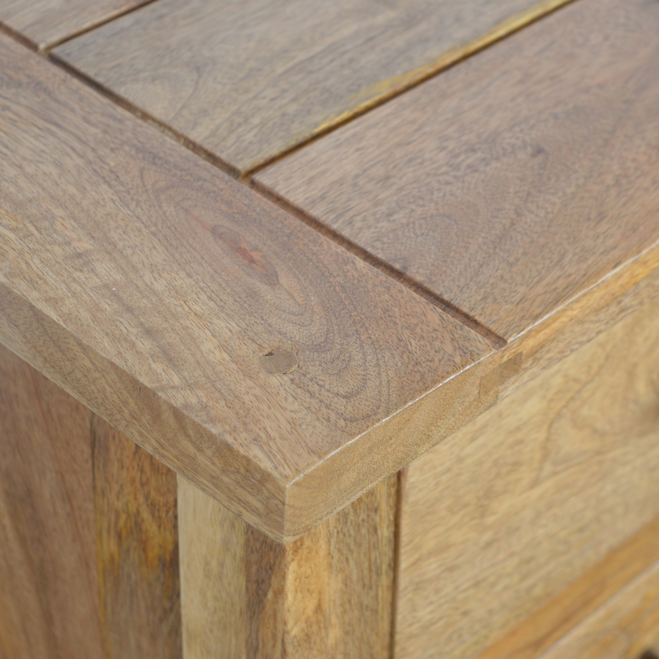 Country 3 Drawer Bedside - Image 6