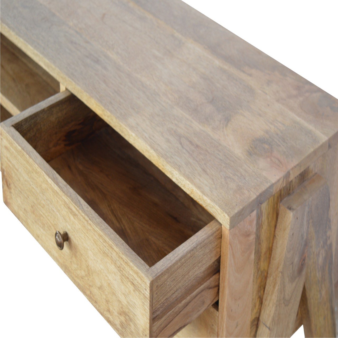 Trestle Media Unit - Image 5