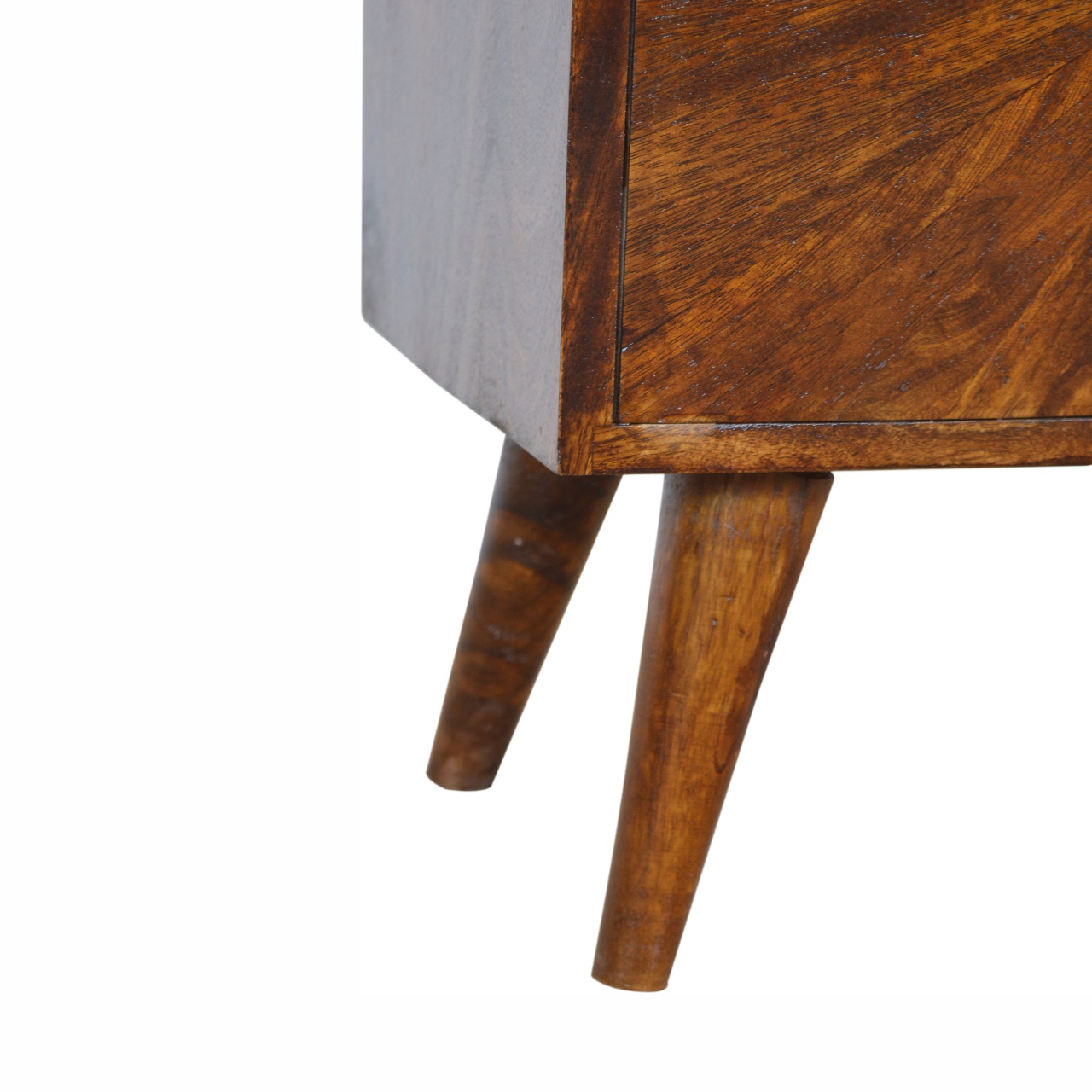 in1000 chestnut sunrise door bedside