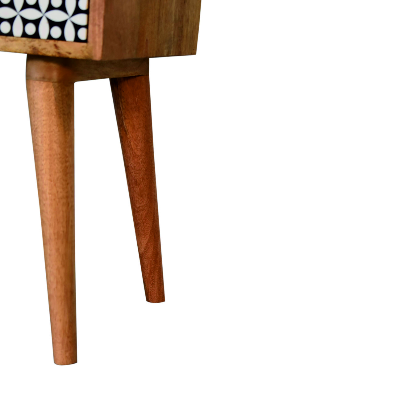 in1619 sierra bedside